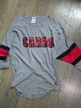 Gray 'CARDS' Sequin Sleeve-Stripe 3/4 Sleeve Top